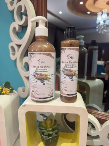 Amla reetha shampoo 